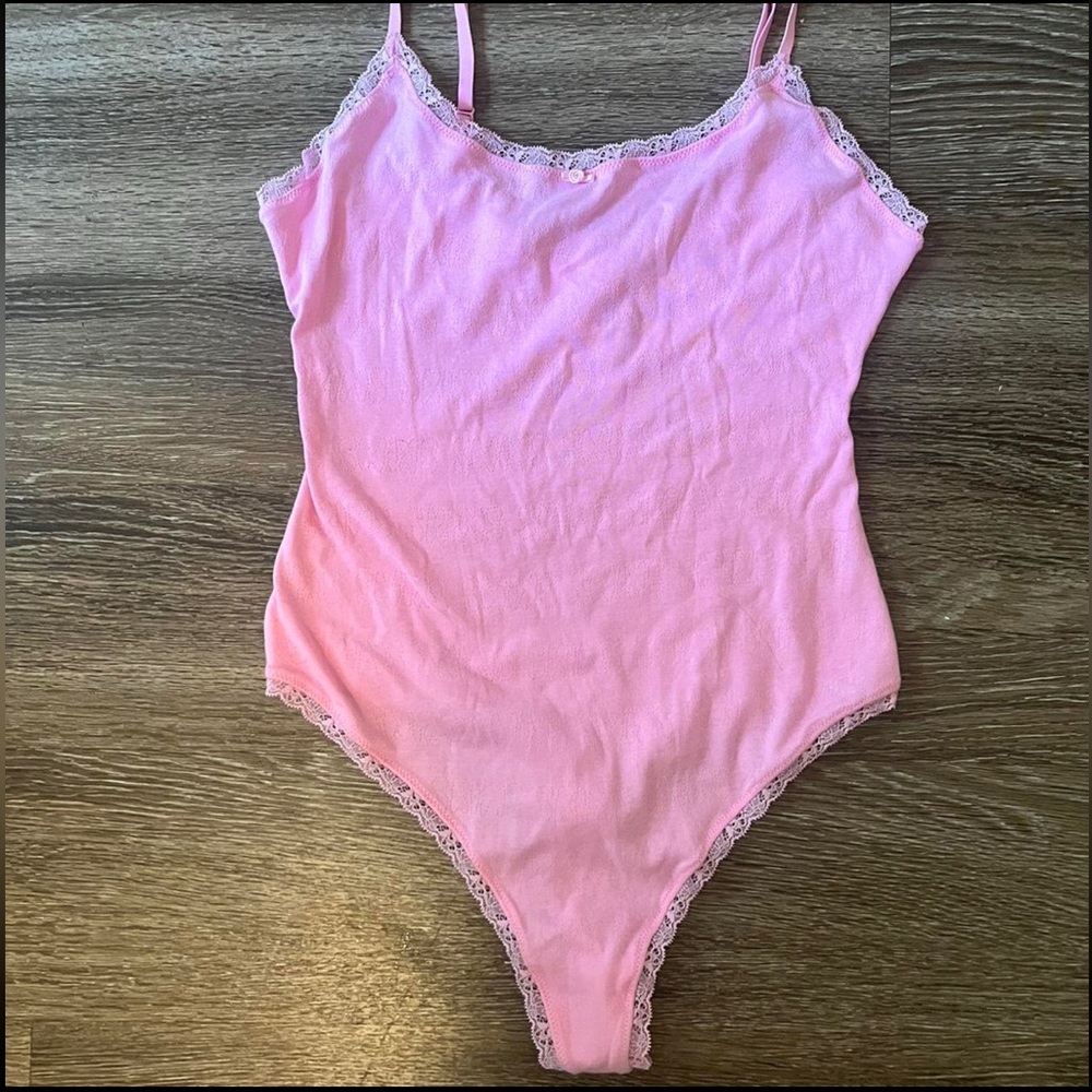 Skims Logo Lace Pointelle Bodysuit